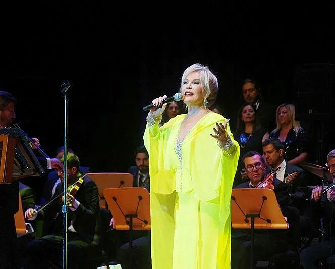 Arif hoca’yı unutmadı