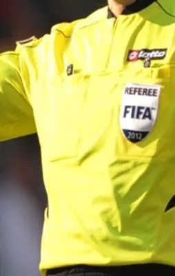 UEFA'dan Mete Kalkavan ve Halis Özkahya'ya görev