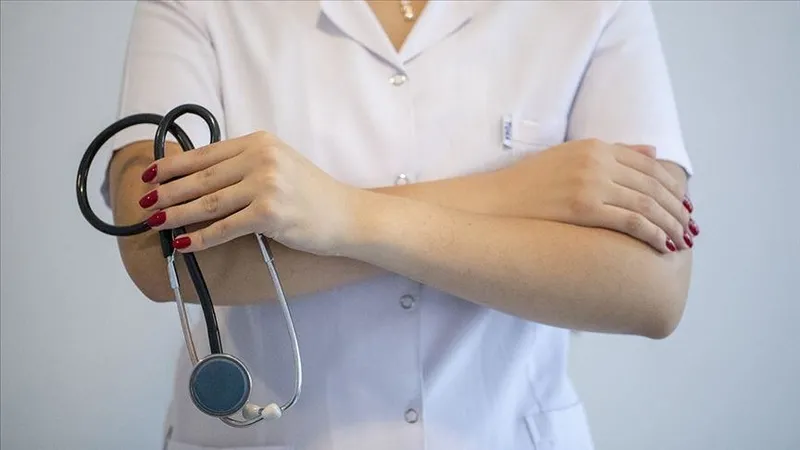 saglik-alaninda-sozlesmeli-pozisyon-sayisini-27-binden-36-bine-cikaran-kanun-teklifi-tbmmde-kabul-edildi-1707409412167.jpeg Sağlık alanında sözleşmeli pozisyon sayısını 27 binden 36 bine çıkaran kanun teklifi TBMM'de kabul edildi-7