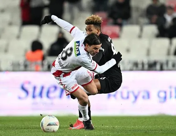 Gedson Fernandes sakatlandı