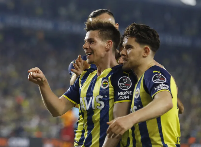 Fenerbahçeli yıldız Yunanistan yolcusu! - 11