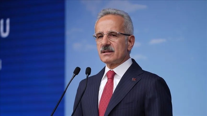 bakan-uraloglu-hicaz-demiryolunu-al-jazeeraya-anlatti-bolgedeki-dengeleri-degistirecek-1781440966732.jpeg Bölgedeki dengeleri değiştirecek proje Hicaz Demiryolu! Bakan Uraloğlu Al Jazeera’ya anlattı: 3-4 yılda tamamlanacak-8