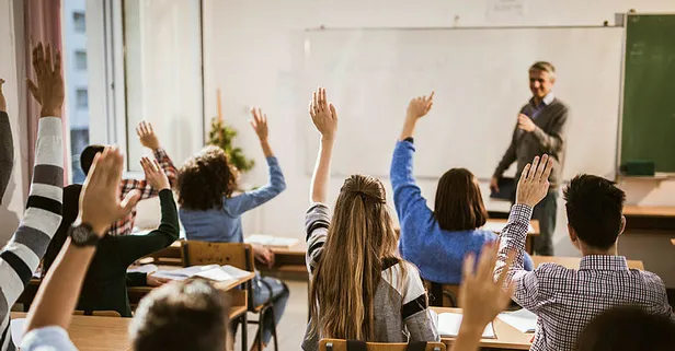 1 Aralık hangi illerde okullar tatil olacak? Bugün Konya, Eskişehir, Kütahya, Uşak, Afyon, Kırıkkale, Sinop'ta okullar tatil mi? Valilik duyurdu...