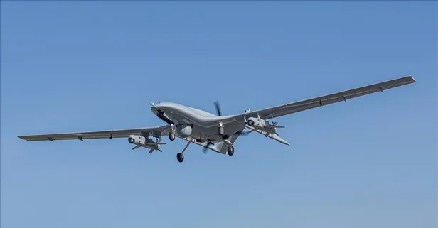 Kemankeş hem uçtu hem daldı!