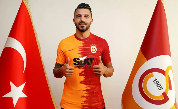 1640336308765.jpg Galatasaray'da 9 ay aradan sonra bir ilk! Aytaç Kara ilk 11'de sahaya çıkacak-3