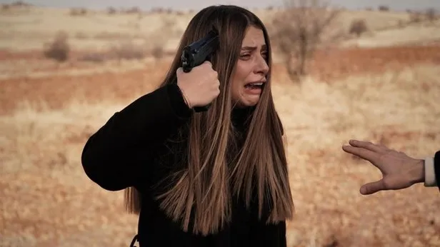 Hercai 55. bölümde fragmanında silahlar patlıyor! Hercai yeni bölümde Miran annesine kavuşacak mı?-4