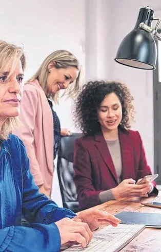 Çalışan emekliye izin-tazminat rehberi! Yıllık izin nasıl hesaplanır? Emekli çalışanların tazminatı nasıl belirleniyor?