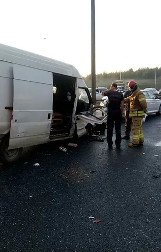 Son dakika: TEM'de can pazarı: 5 yaralı