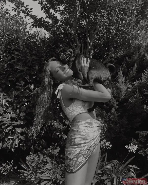 Miray Daner elini korkak alıştırmadı! Bikinili mayolu ne var ne yok paylaştı sosyal medyayı salladı ‘Oğulcan Engin fena kıskanacak’ - 4