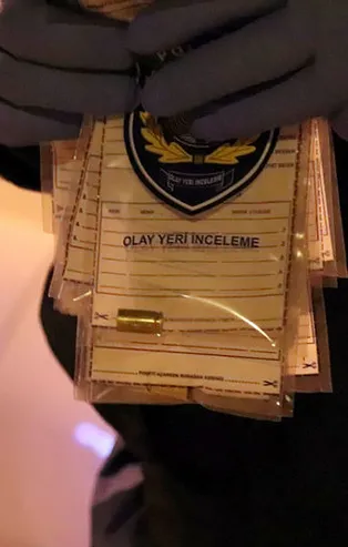 Denizli'de hareketli gece! Vatandaşlar camlara fırladı