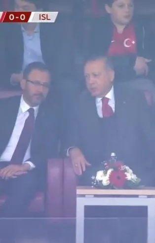 Başkan Erdoğan Türkiye-İzlanda maçını izlemek için Türk Telekom Stadyumu'nda