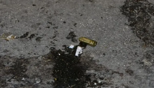 Bursa'da tartıştığı kız arkadaşına sokak ortasında kurşun yağdırdı-6