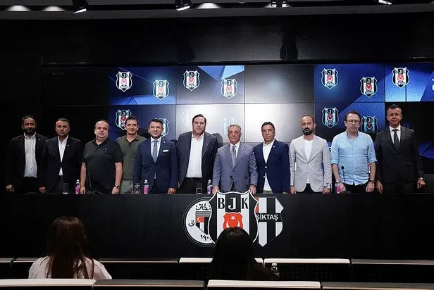 besiktas-baskani-ahmet-nur-cebiden-olay-istifa-cikisi-buradayim-sergio-ramos-tadic-halil-devisoglu-1693318561179.jpeg Beşiktaş Başkanı Ahmet Nur Çebi'den olay "istifa" çıkışı: Buradayım! Sergio Ramos, Tadic, Halil devişoğlu...-3