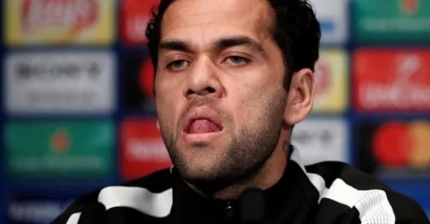 Dünya Alves'in bu hareketini konuşuyor-1