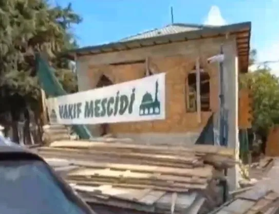 Camiyi yıkmak isteyen CHP’li İBB’ye mahkeme dur dedi