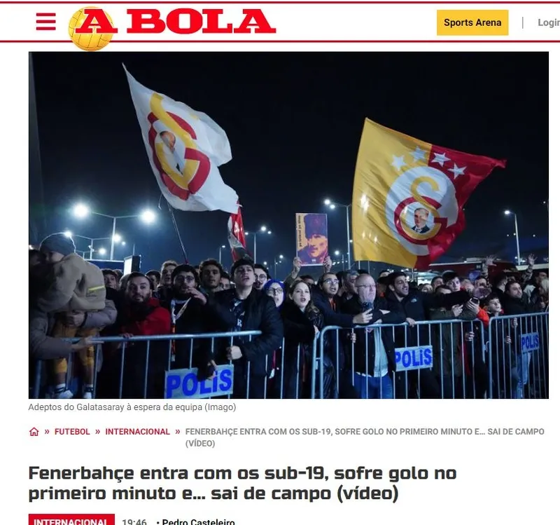 fenerbahcenin-super-kupa-finali-terk-etmesi-dunya-basinina-kotu-yansidi-turkiyede-skandal-kupa-fenere-uymadi-1712521772957.jpg Fenerbahçe'nin Süper Kupa finalini terk etmesi dünya basınına kötü yansıdı: "Türkiye'de skandal, Kupa Fener'e uymadı"-9