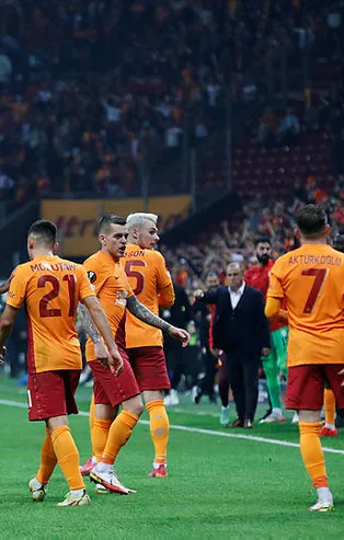 Galatasaray'da hedef 1 taşla 2 kuş! Cimbom Barça deplasmanında dünyanın gözü bu maçta