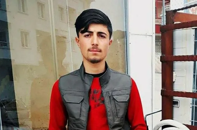 CHP'liler ve HDP'liler Barış Çakan üzerinden 'Kürtçe müzik' provokasyonunu körüklemek için işbaşında!
