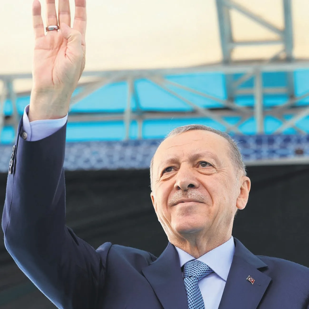 İstanbul’u peşkeş çekiyorlar