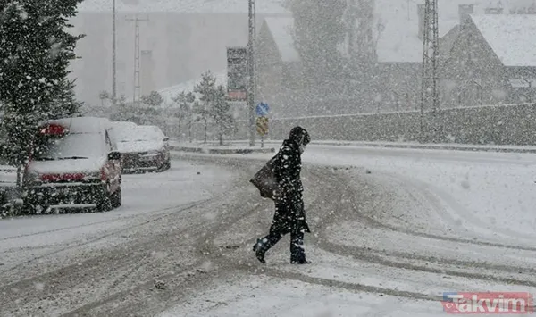 Meteoroloji İstanbul'u şimdi de turuncu kod ile uyardı! Kar yağışı devam edecek mi? | 25 Ocak 2022 HAVA DURUMU - 20