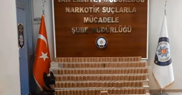 son-dakika-vanda-102-kilo-eroin-ele-gecirildi-operasyon-sonrasi-karabag-mesaji-1601532942172.jpg