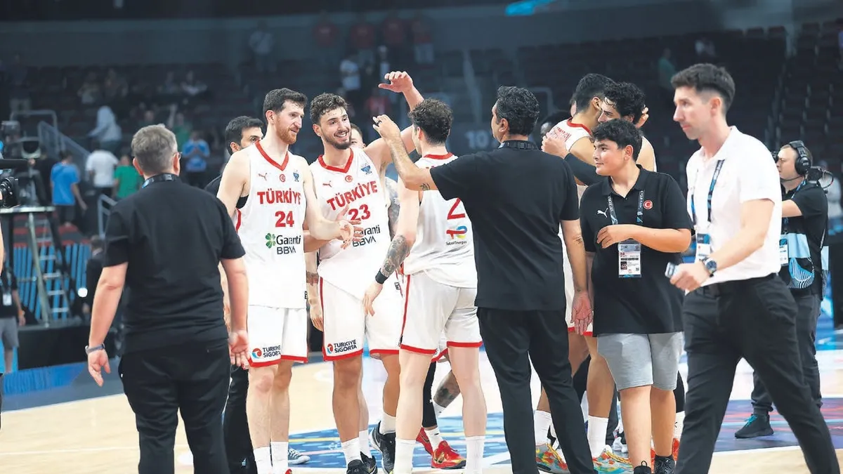 Polonya maçında 7 oyuncumuz çift haneli sayılara ulaştı