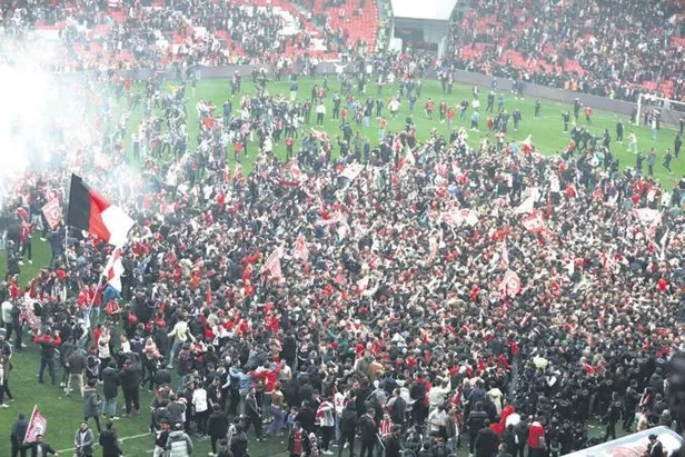 besiktasta-ghezzal-soku-galatasaray-derbisinde-oynamama-riski-var-1682290708288.jpeg Beşiktaş'ta Ghezzal şoku! Galatasaray derbisinde oynamama riski var-7