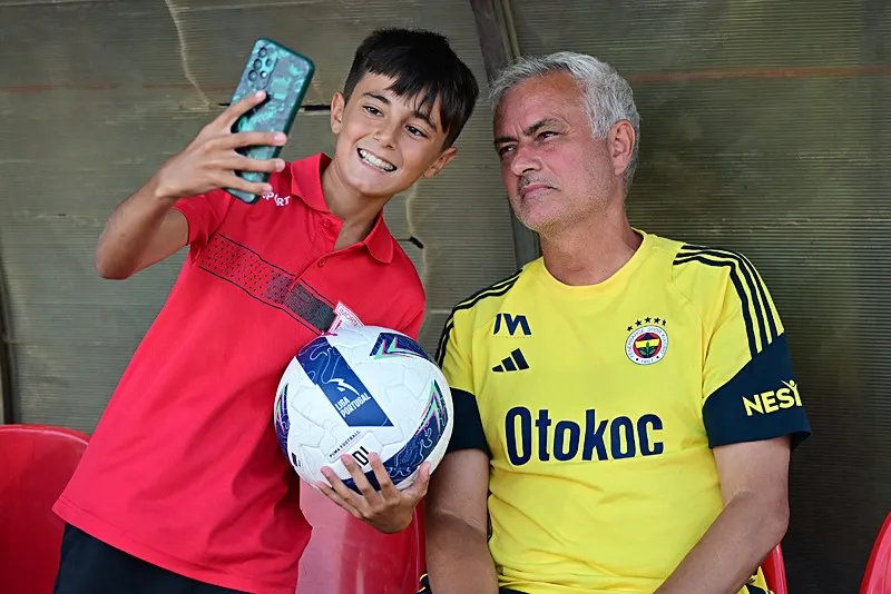 Fenerbahçeliler havalimanına akın edecek! Transferin yıldızı Ada'dan - 5