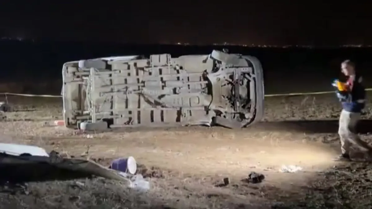 Kahramanmaraş’ta can pazarı: Minibüs devrildi 2 işçi yaşamını yitirdi