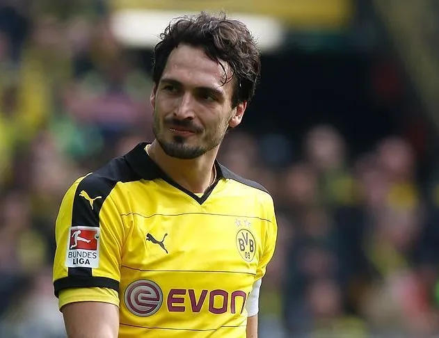 Hummels bitti bitiyor