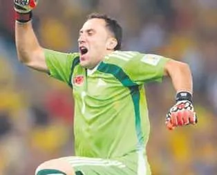 Favori Ospina plase Sirigu