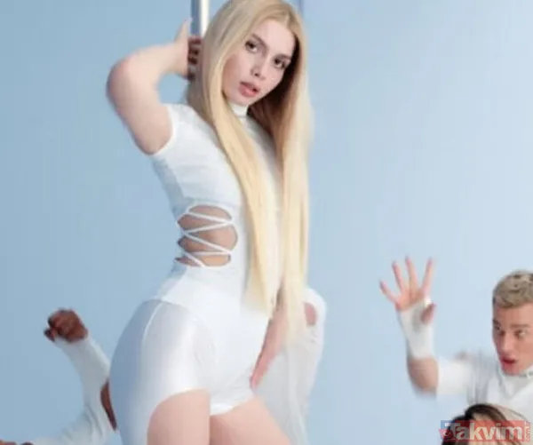 Aleyna Tilki siyah süper minisiyle Maldivler'i yaktı geçti! Klibindeki direk dansından sonra çok konuşulan Konyalı Aleyna... - 6