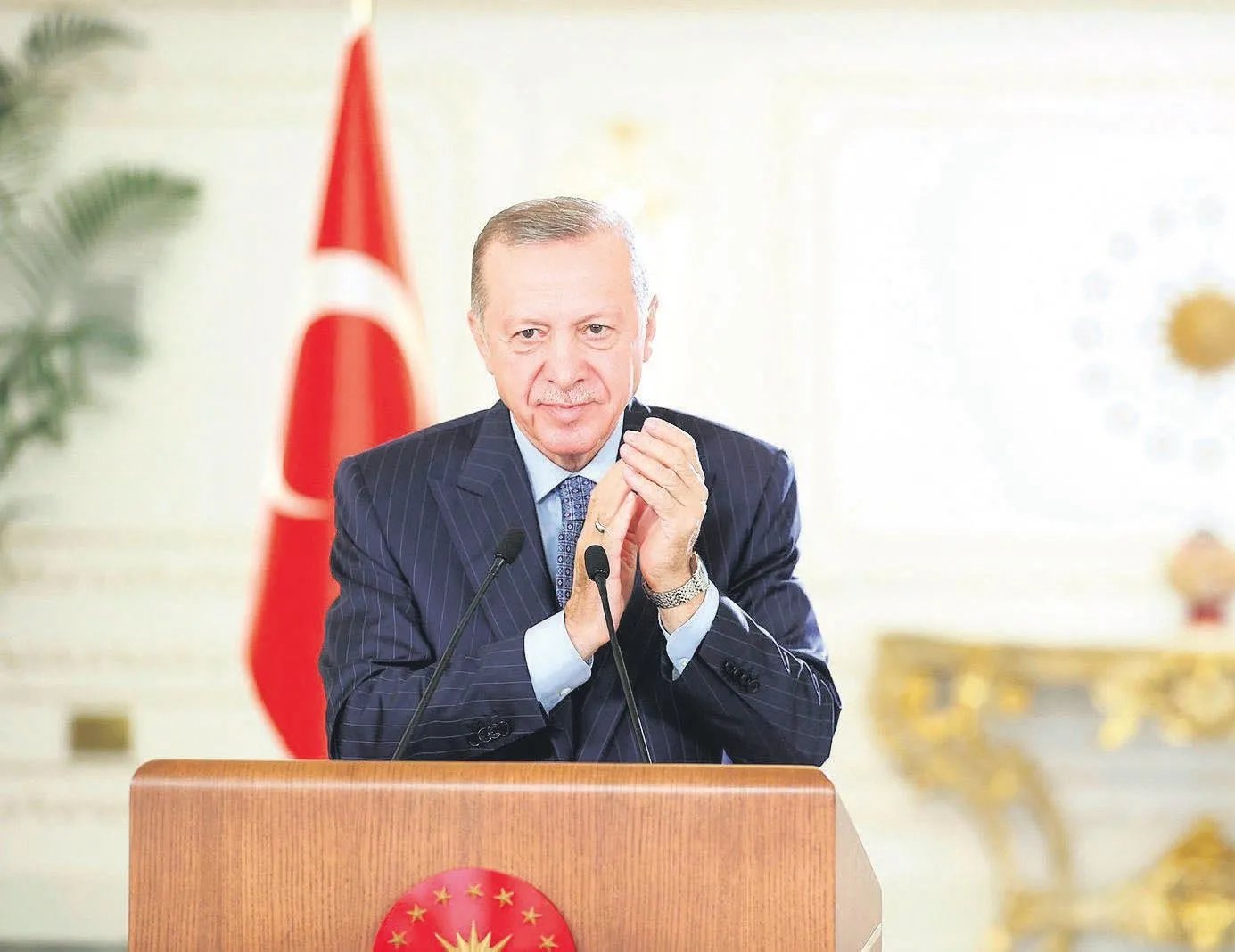 Bay Kemal kurusıkı atıyor