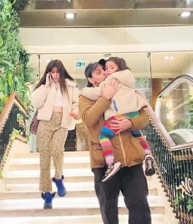 eylul-su-sapan-ve-erkek-arkadasi-isini-yapan-gazetecilere-hakaretler-yagdirip-tehdit-etti-1678390041712.jpeg Eylül Su Sapan ve erkek arkadaşı işini yapan gazetecilere hakaretler yağdırıp tehdit etti-5