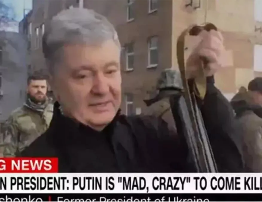 Kalaşnikofla canlı yayına çıktı Putin’e meydan okudu