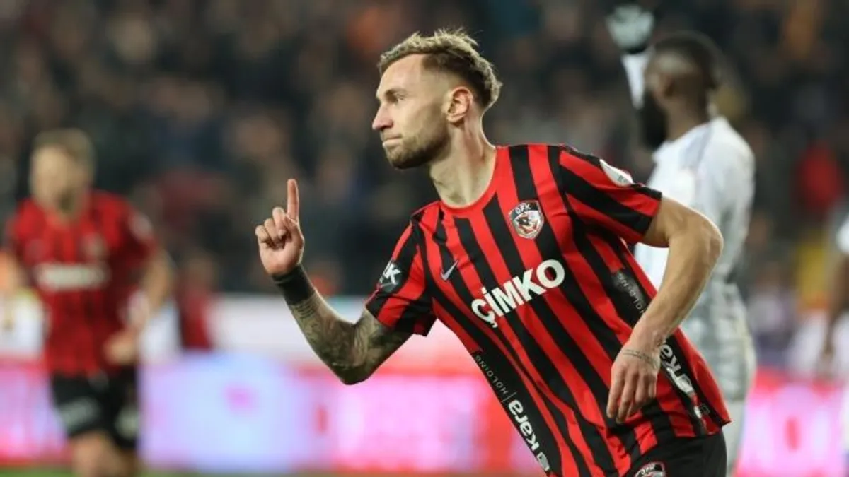 Trabzonspor Standart Liege'nin Romen yıldızı Denis Dragus ile anlaştı!