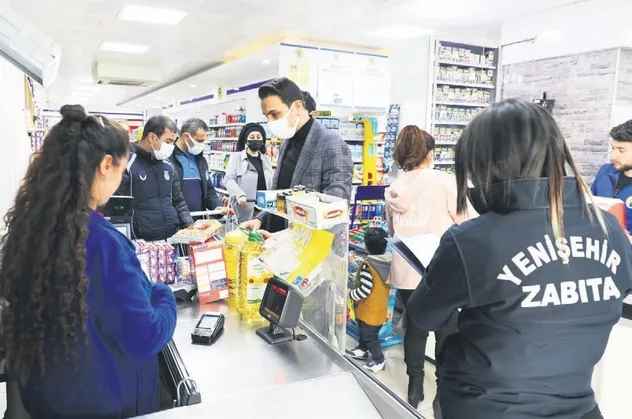 Marketlerin fiyat oyunun sonu gelmiyor! Gıdada önce fiyatları yükselttiler ardından da 7 puanlık KDV indirimi yaptılar