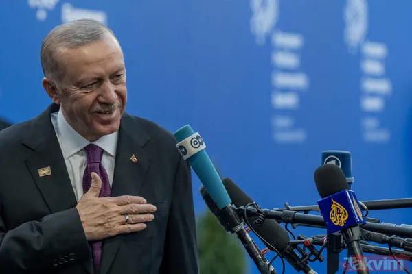 Avrupa Siyasi Topluluğu Zirvesi'nde ilgi odağı Başkan Erdoğan! Peş peşe temaslar: Ursula von der Leyen, Macron, Hristodulidis... - 3