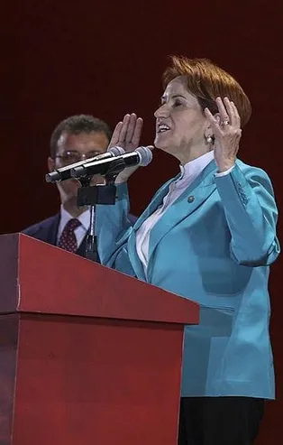 Meral Akşener'in Ekrem İmamoğlu'nu Fatih Sultan Mehmet'e benzetmesine tepkiler çığ gibi