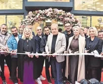 Ünlü isimler Bahçelievler’de buluştu: Tatlıgil’in salonuna hayran kaldılar