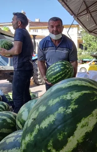 Tunceli'de organik karpuz üretildi: Hıdıroz