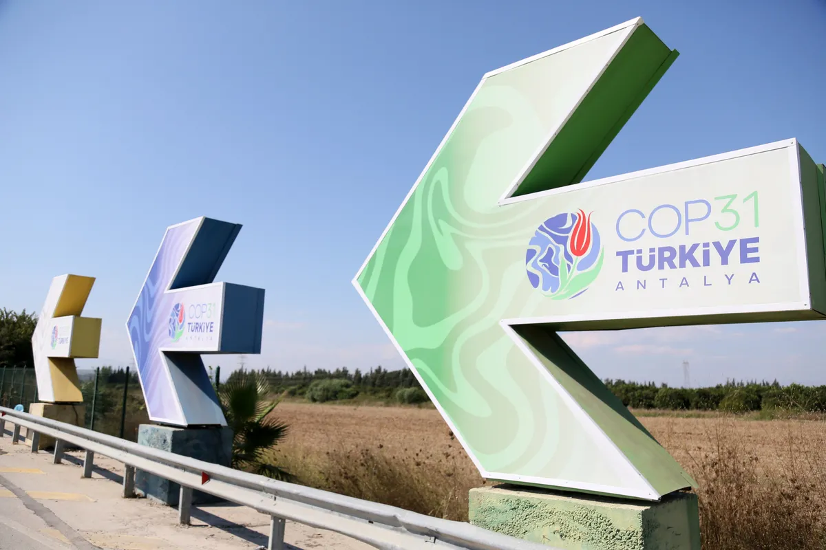bakan-kurumdan-cop31-mesaji-turkiye-dunyaya-ornek-olacak-1793092773980.jpg Bakan Kurum'dan COP31 için 10 öncelik: Türkiye'nin iklim diplomasisi dünyaya ilham olacak-5