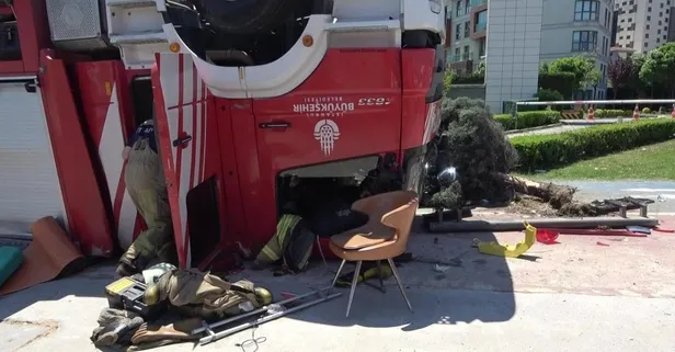 İstanbul'da korkunç kaza: Yangına giden itfaiye aracı kontrolden çıkarak devrildi: Çok sayıda yaralı var