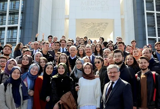 Binali Yıldırım: Belediyeye ait spor salonları öğrencilere bedava olacak-5