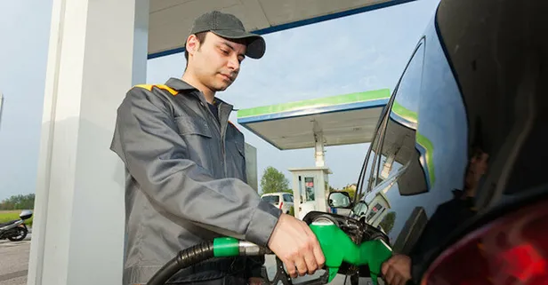Son dakika: Araç sahiplerine müjde! Benzine indirim üstüne indirim!