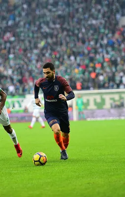 Arda Turan attı, Başakşehir yeniden lider oldu