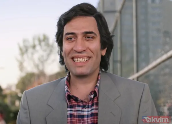 Kemal Sunal bakın ilk hangi filmle ünlü olmuş! Herkes farklı biliyordu! 22 yıl önce uçakta kalp krizi geçirerek ölmüştü! 'Benim sokağa atacak param yok' - 23