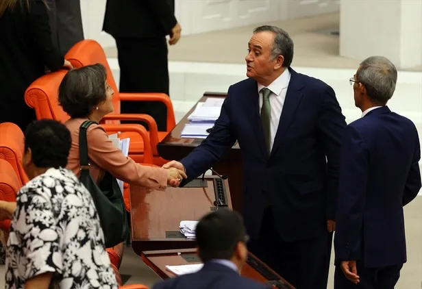 CHP'nin TBMM'deki ergen oyunları çabuk bitti-4