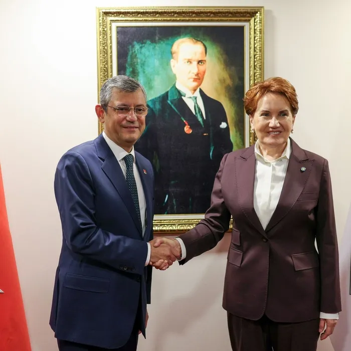 gel-meral-abla-ekremi-bitirelim-operasyonu-ekrem-imamoglu-ve-meral-aksener-savasina-emanetci-ozelde-dahil-oldu-1703267597683.jpeg