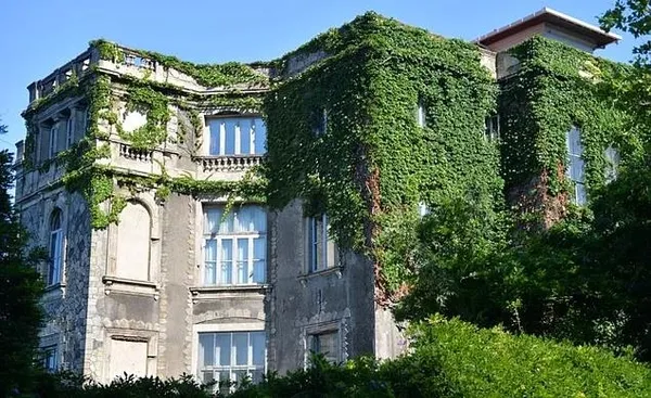 İngiltere Başbakanı Boris Johnson’ın dedesi de oradaydı: Dünyanın en pahalı ikinci evi!